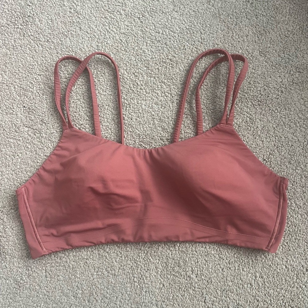 Pink lululemon sports bra